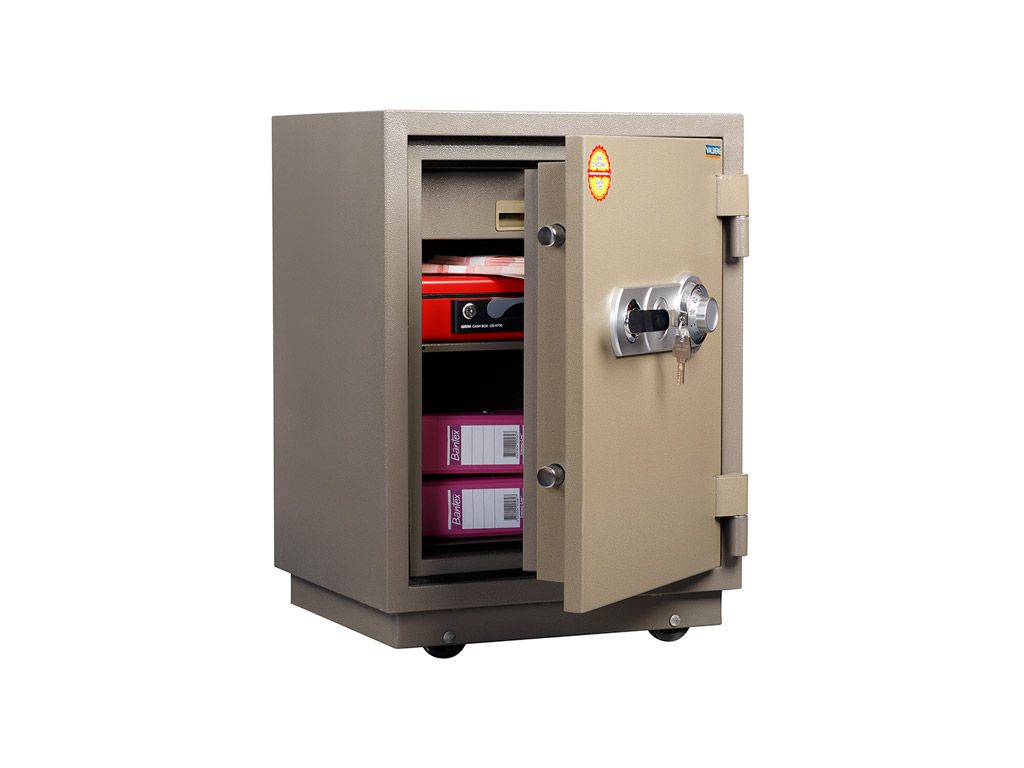 Огнестойкий сейф FRS-66T CL (672x485x430)